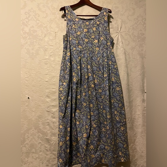Laura Ashley A-Line Floral Skirt in Blue and Yellow - Picture 10 of 10